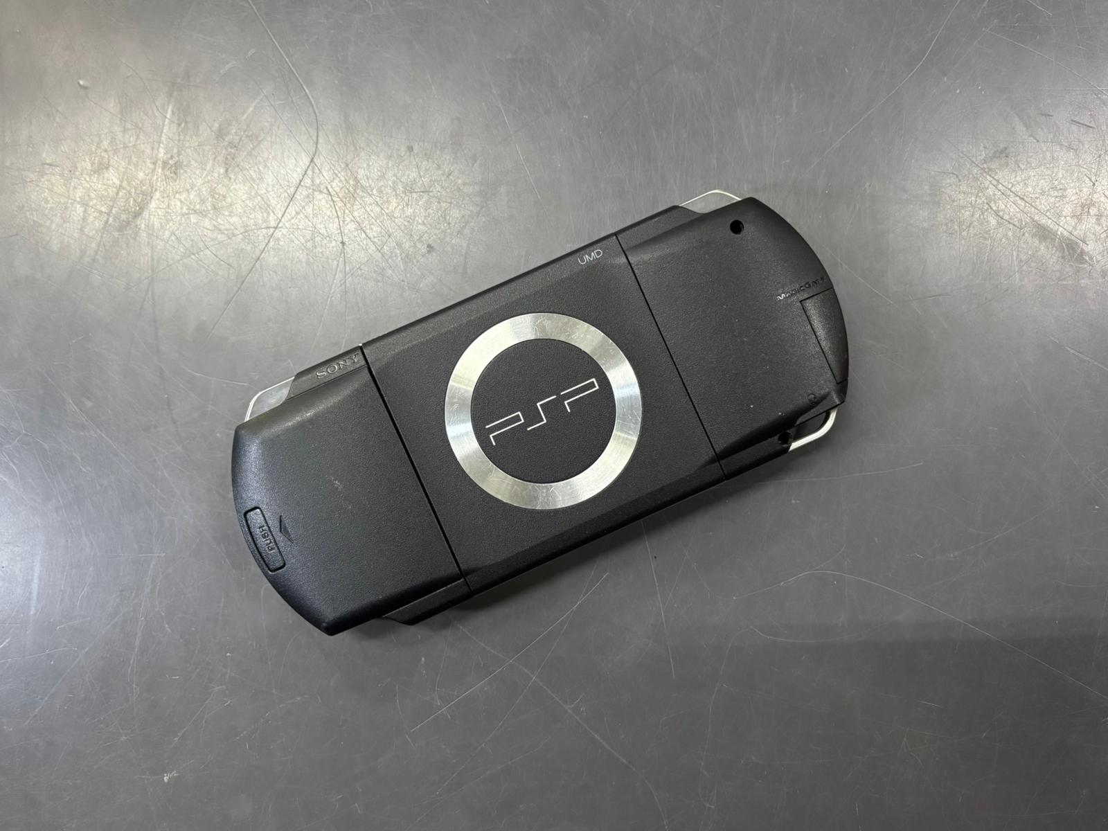 Sony PSP 1004 + Memory 4Gb - immagine 5