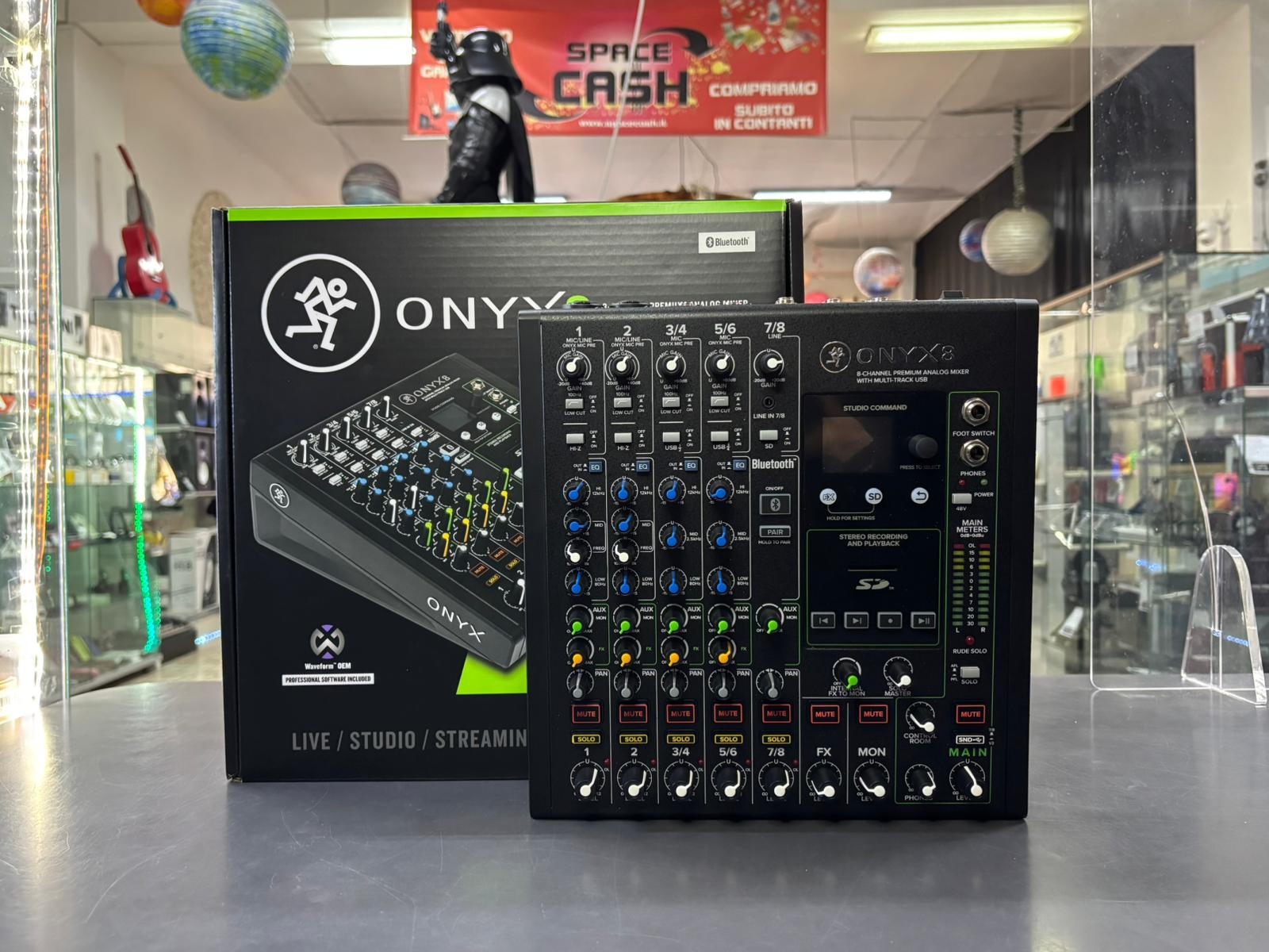 Mackie Onyx 8 Mixer con Effetti - immagine 2