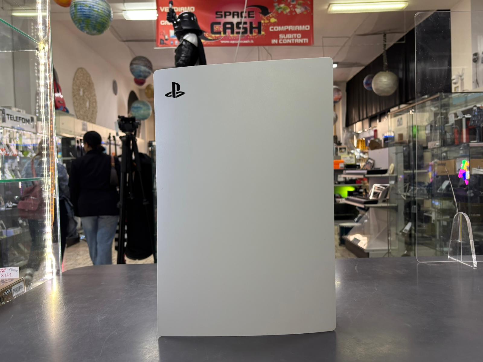Playstation 5 Standard Disc Edition - immagine 4