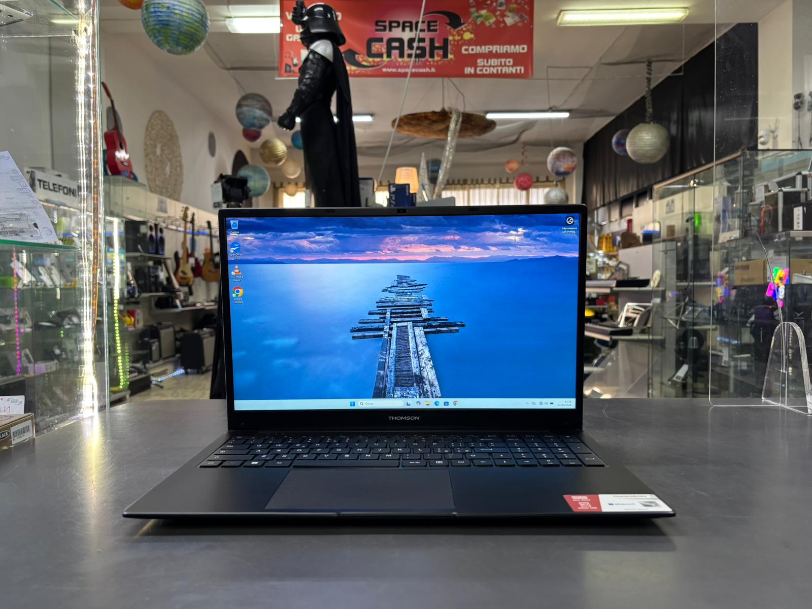 Thomson NEO 17" Core i3 02/05/26