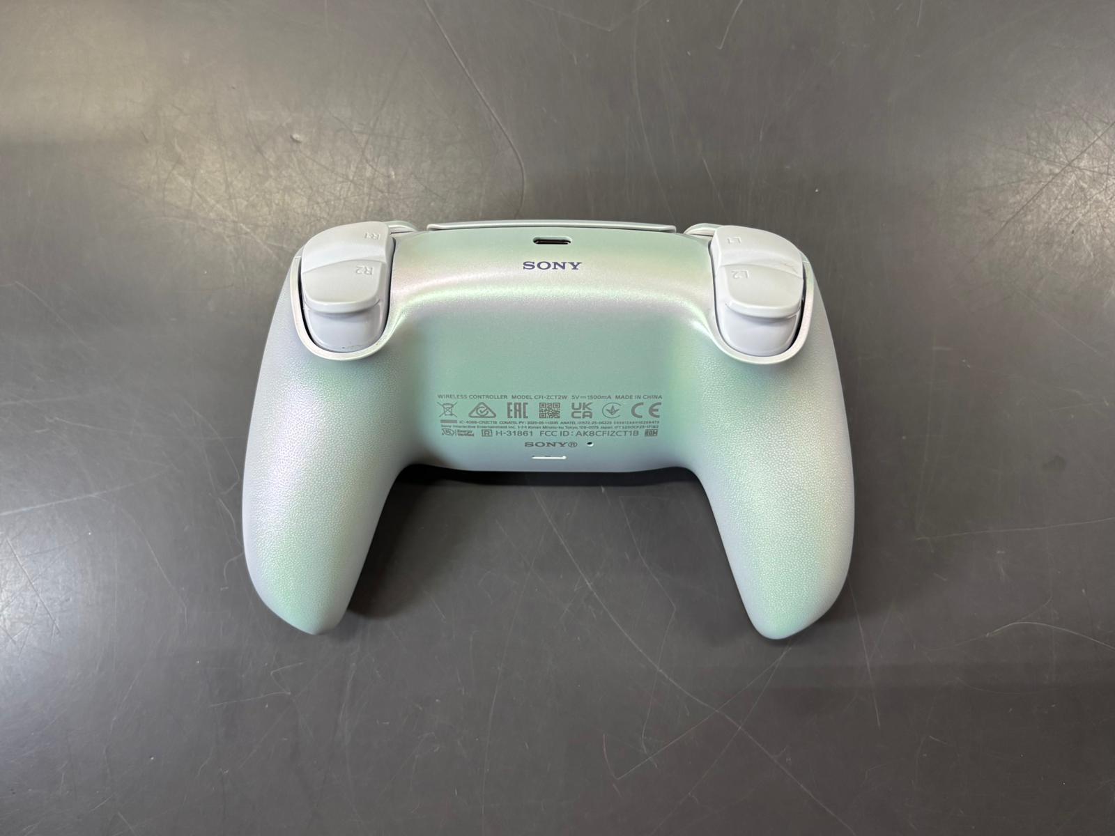 Controller PS5 DualSense V3 Chroma Pearl - immagine 5