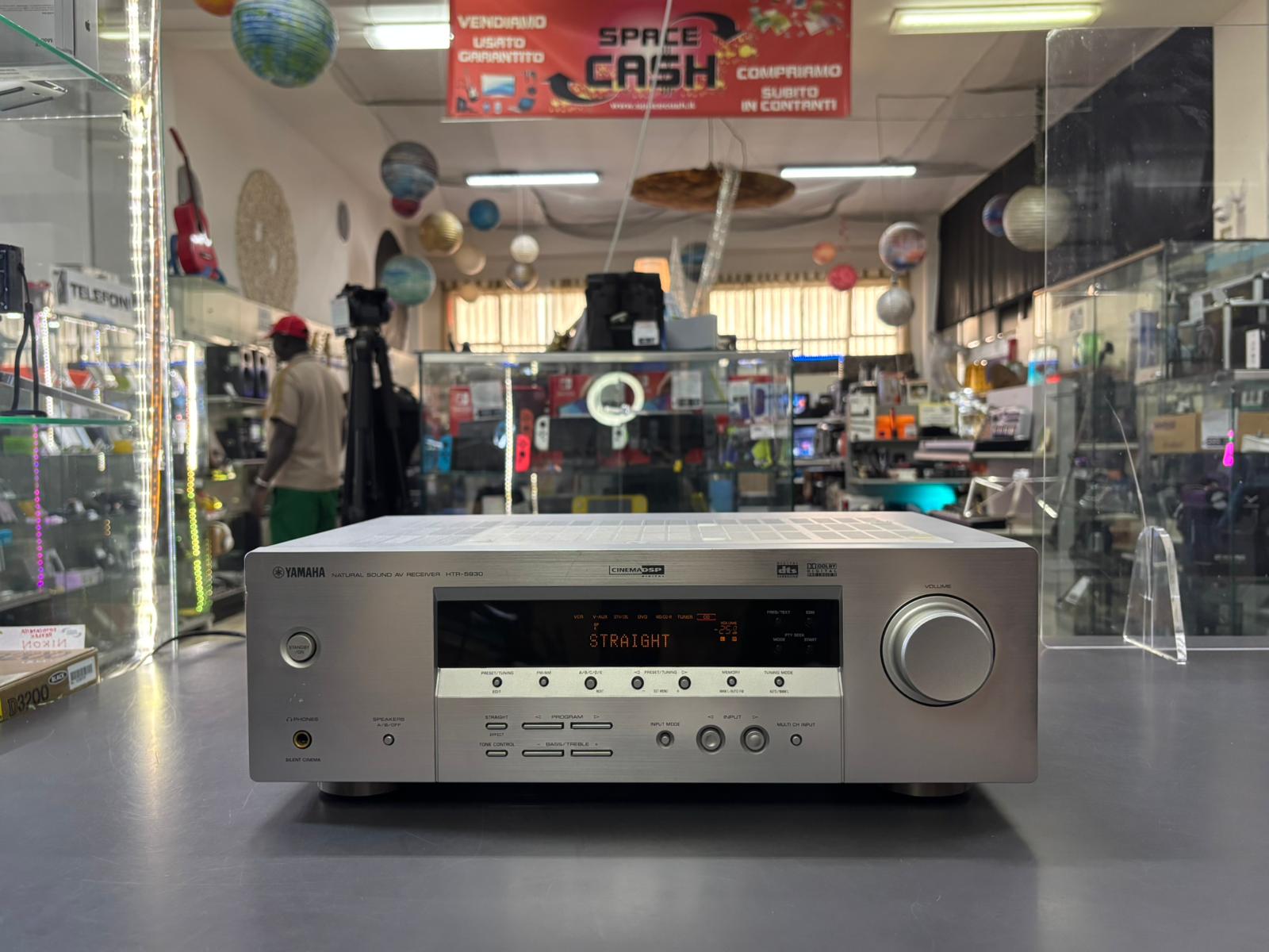 Yamaha HTR-5930 Sintoampli Hi-Fi