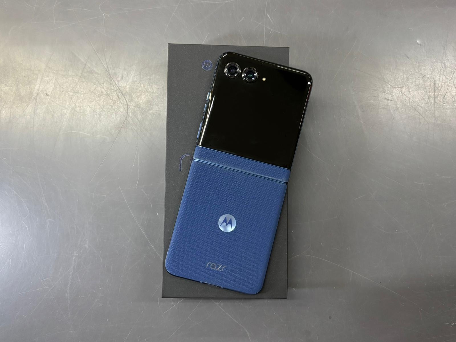 Motorola Razr 60 8/256Gb Gibraltar Sea - immagine 4