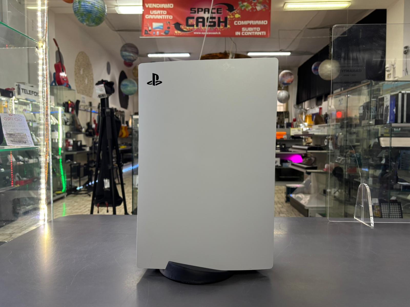 Playstation 5 Standard Disc Edition - immagine 3