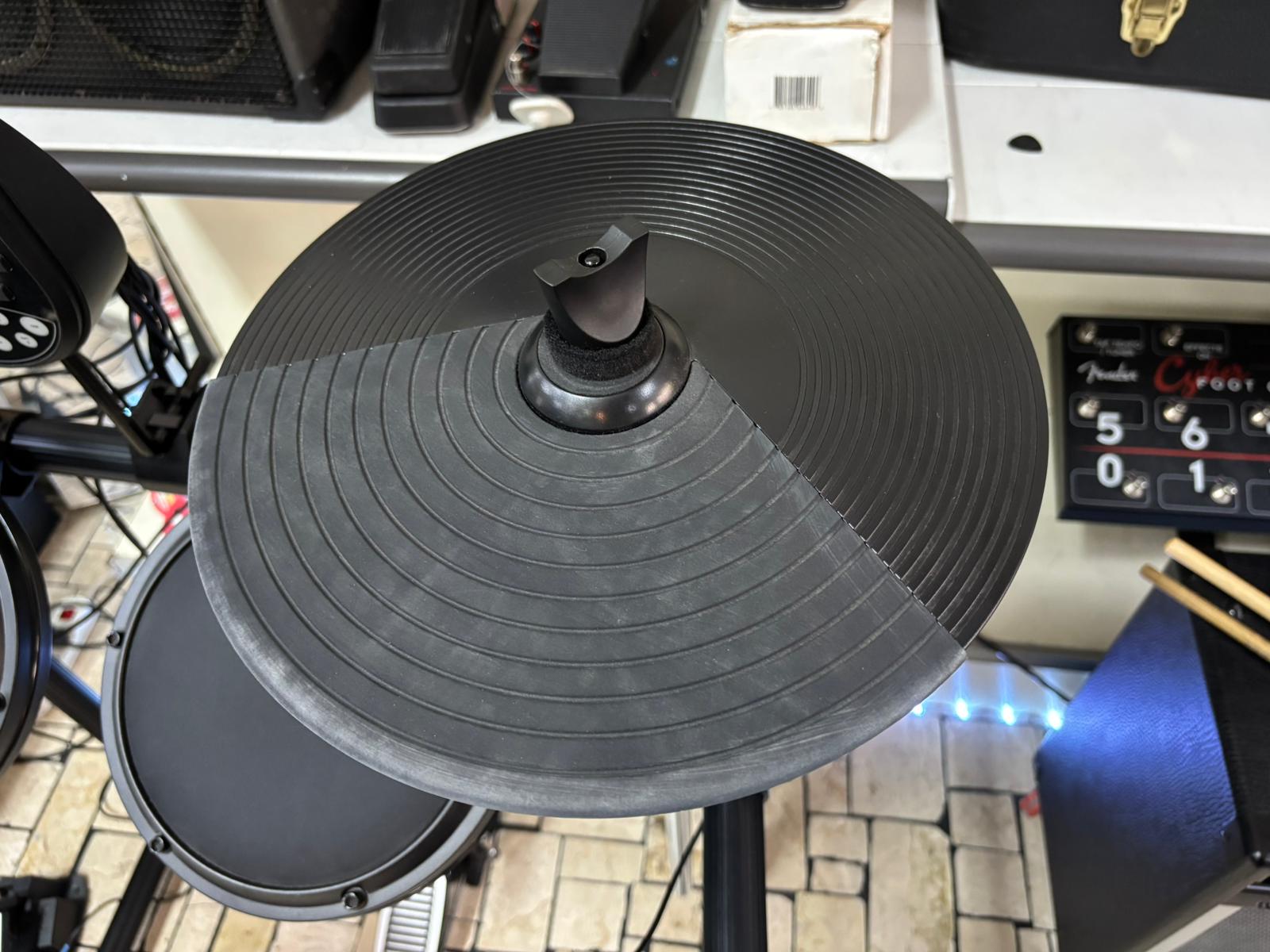 ALESIS DM6 Kit Batteria Elettronica - immagine 11