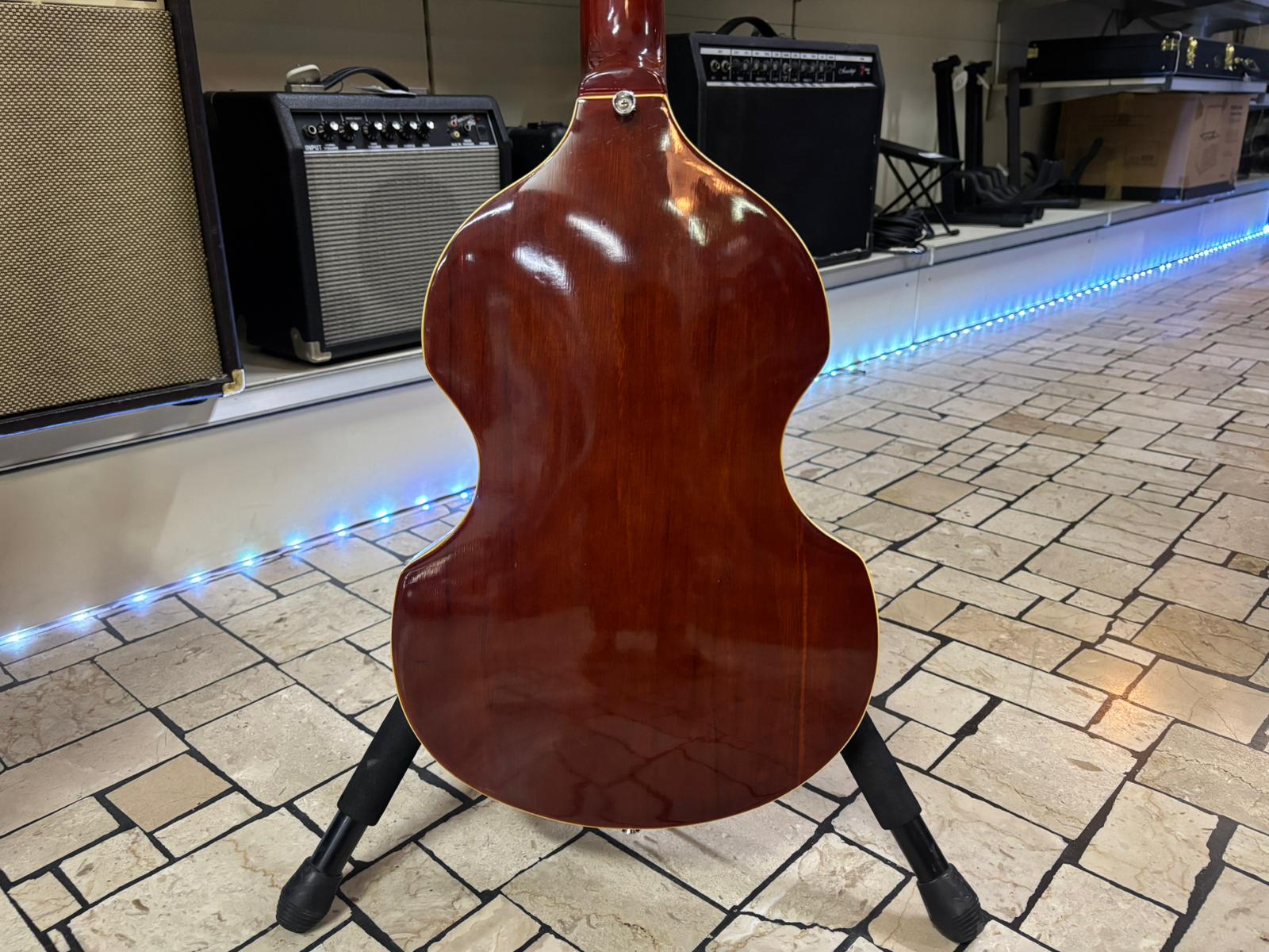 Atrics BB-05 Violin Bass - immagine 4