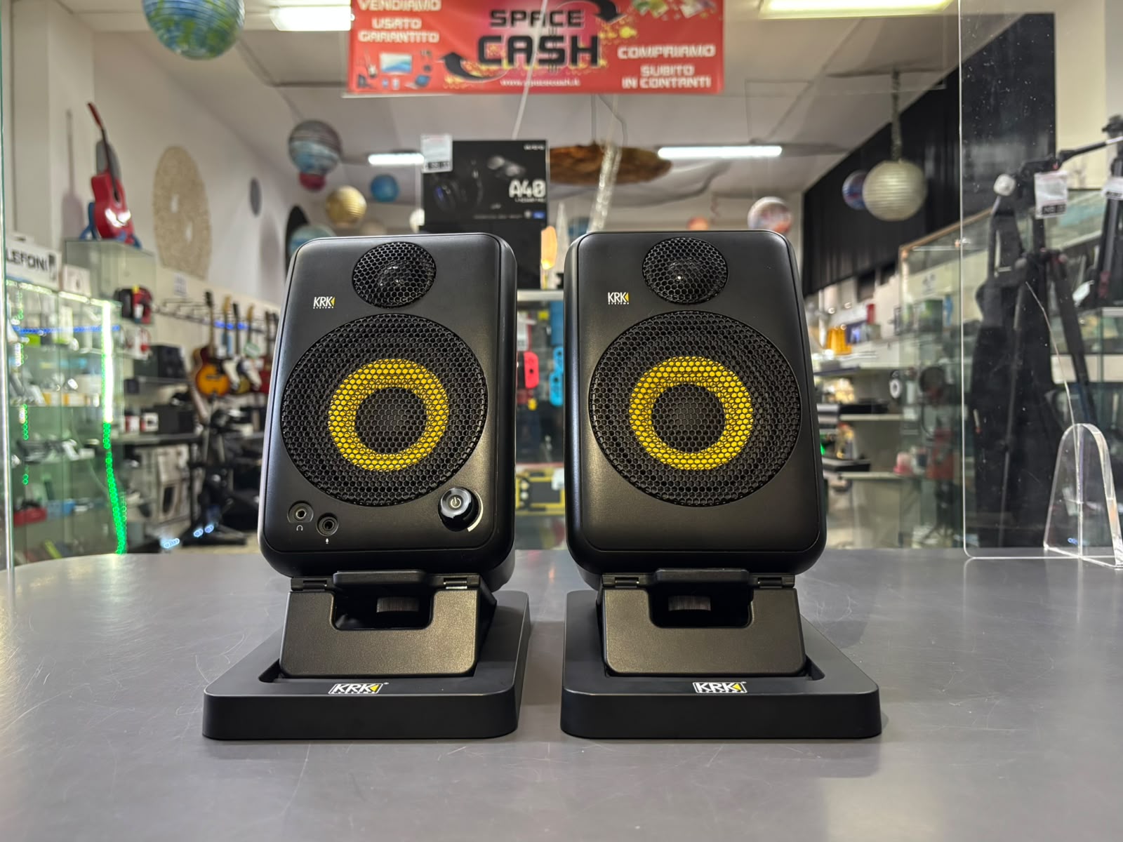 KRK GoAux 4 Coppia Studio Monitor - immagine 2