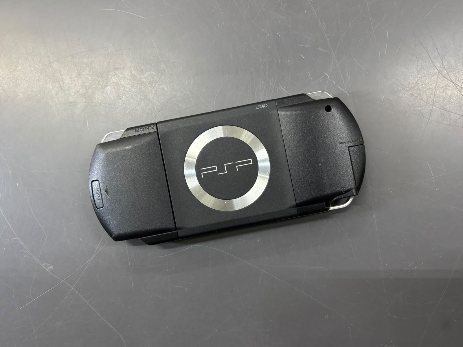 Sony PSP 1004 Modificata + 1GB - immagine 4