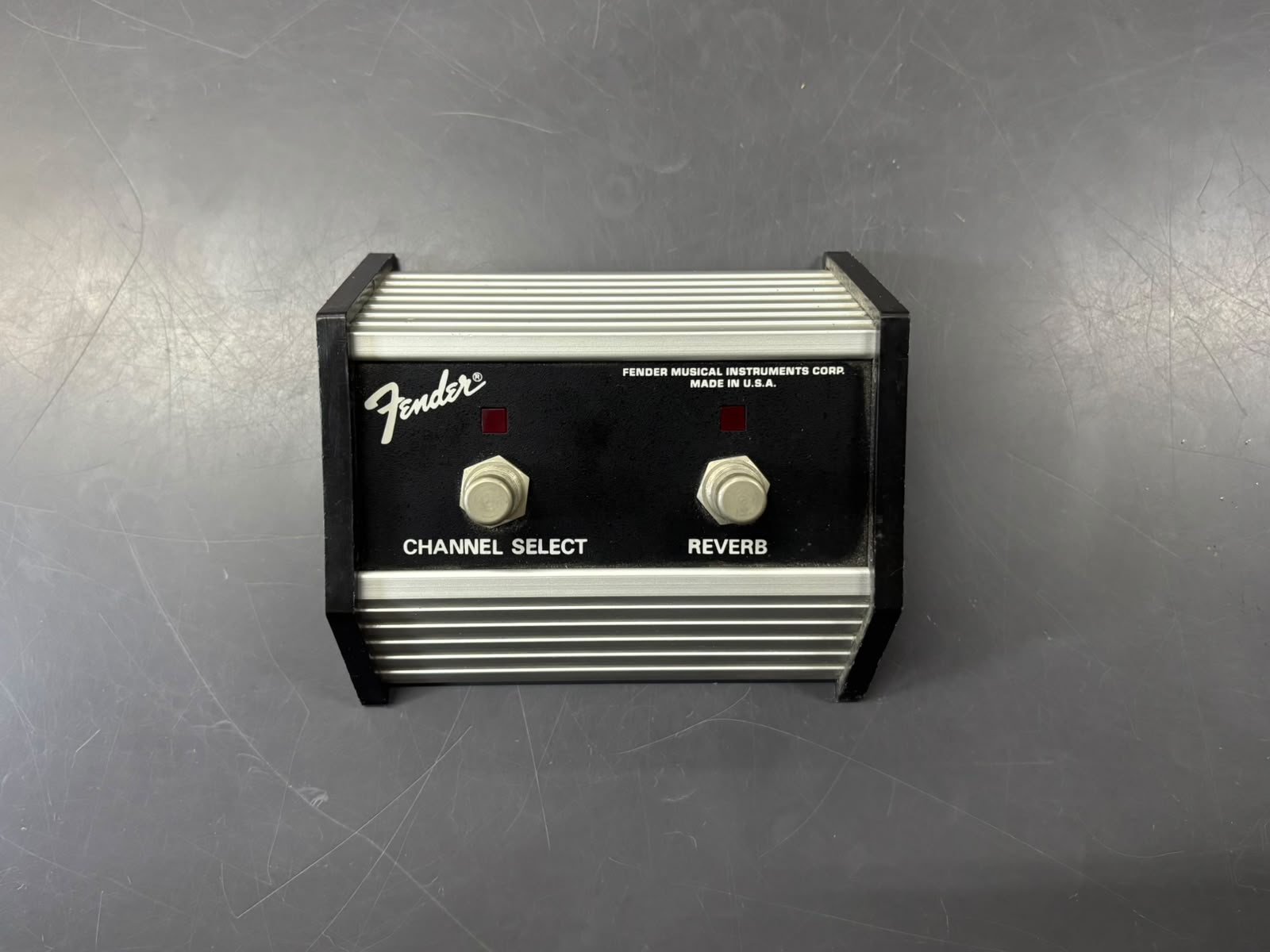 FENDER Eighty-Five Red Knob Ampli Chitarra - immagine 5