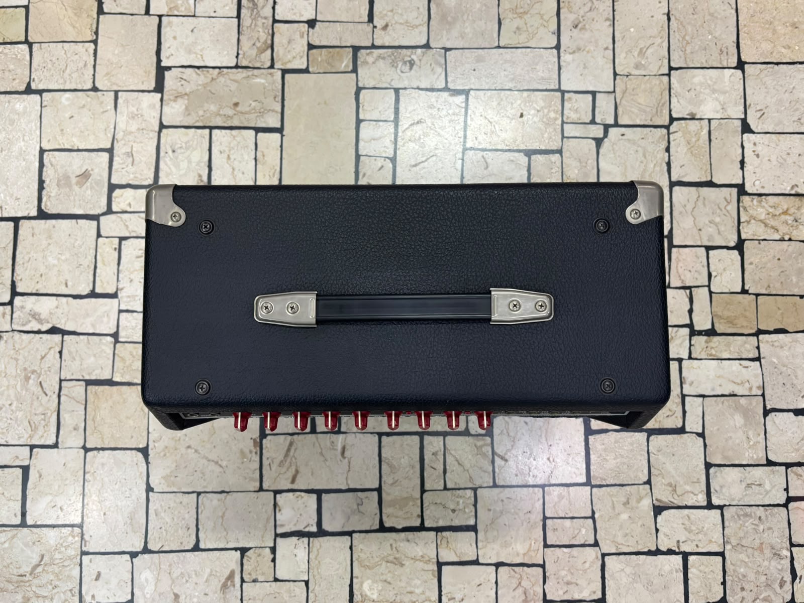 FENDER Eighty-Five Red Knob Ampli Chitarra - immagine 3