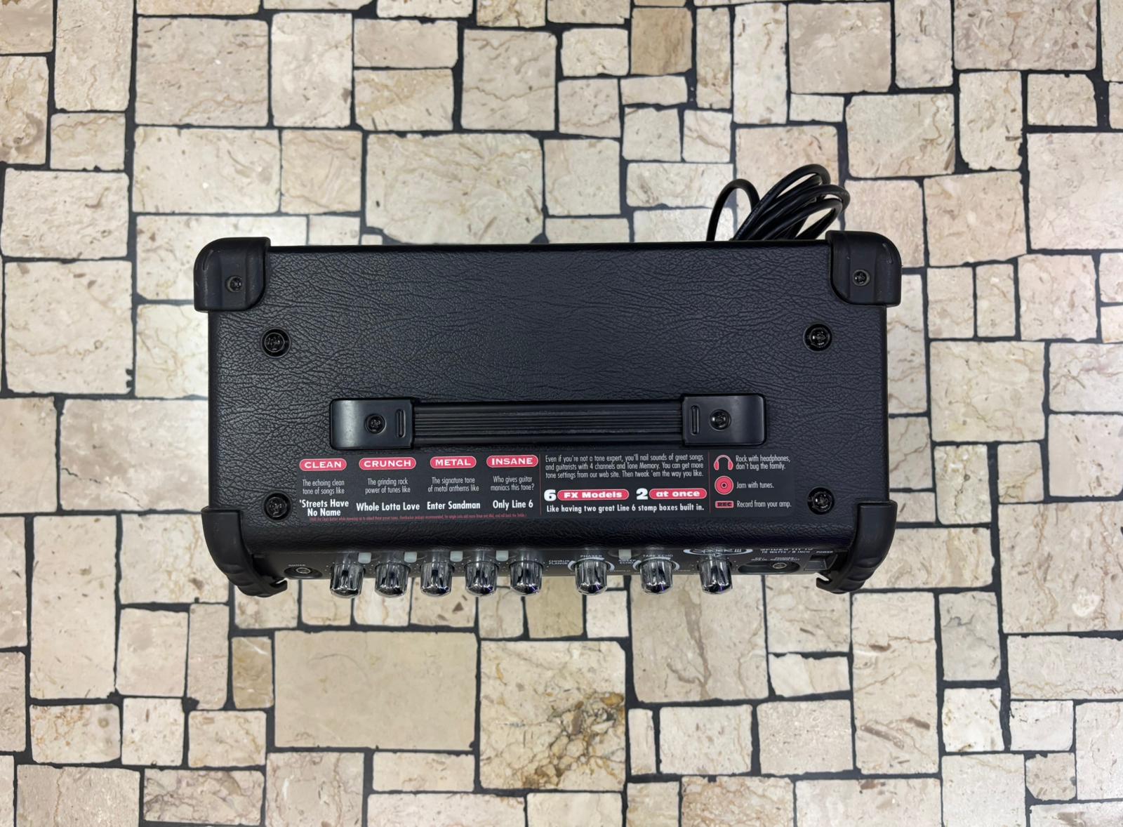 LINE6 Spider III 15 Ampli Chitarra 15W - immagine 2