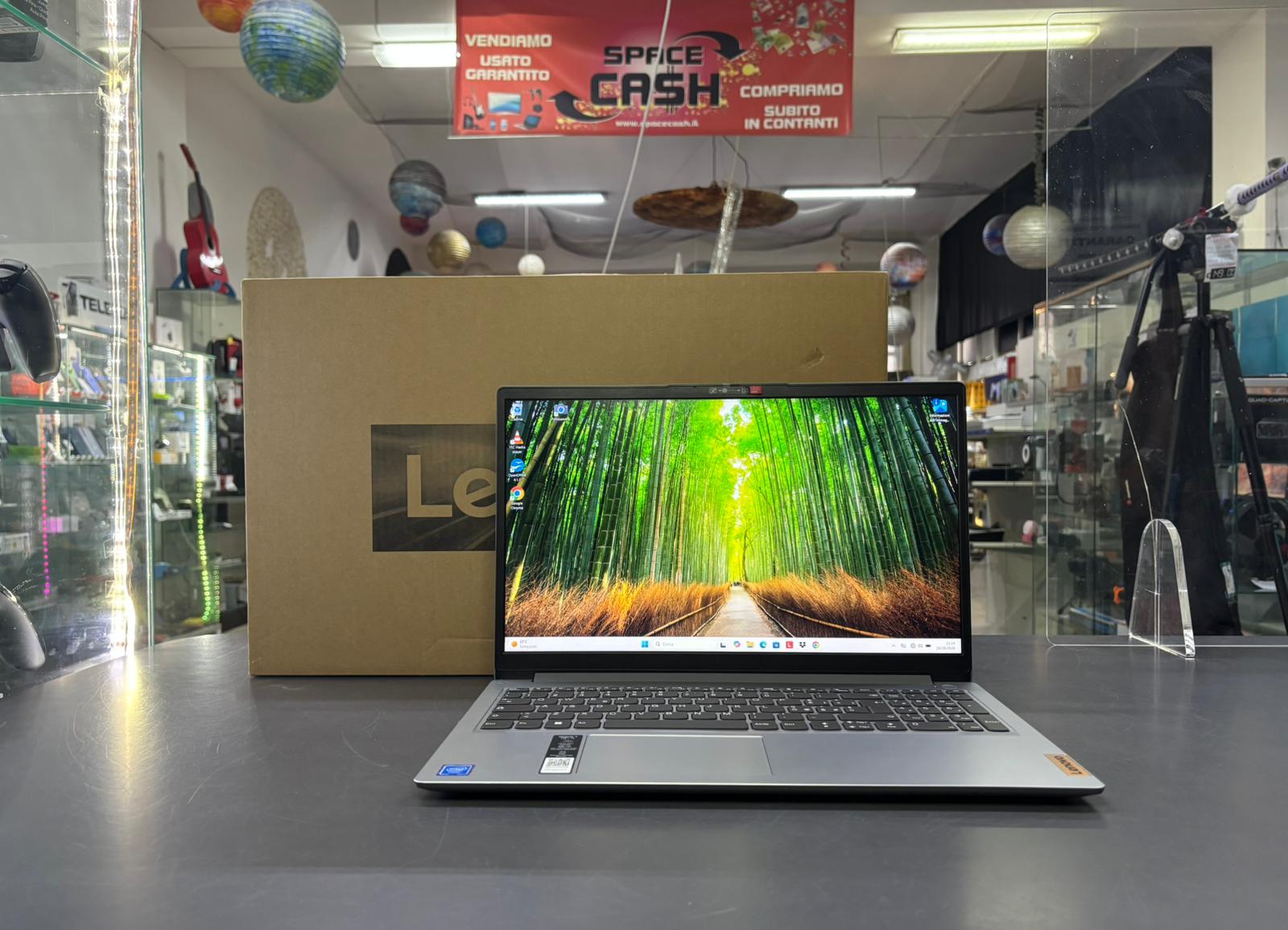 Lenovo IdeaPad 1 Celeron 8Gb 256Gb ssd