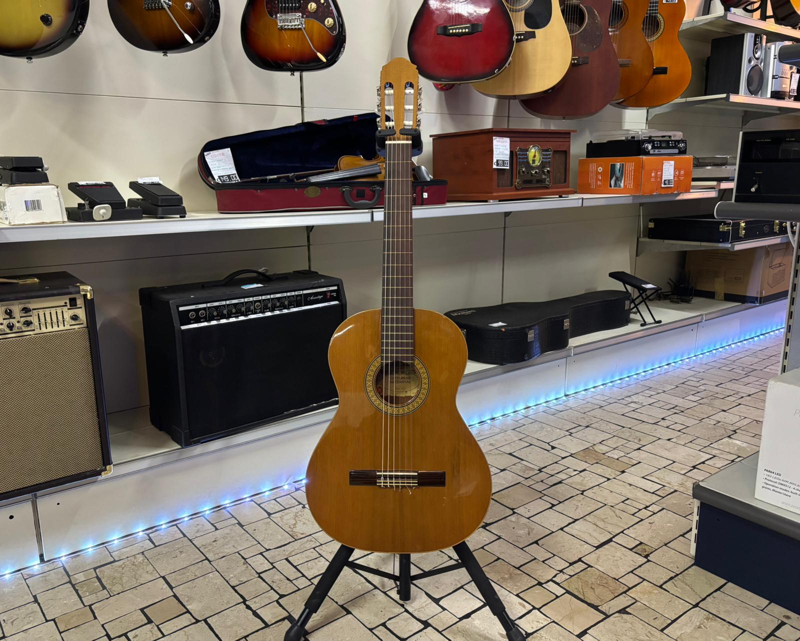 RAIMUNDO N. 118 Chitarra Classica - immagine 3