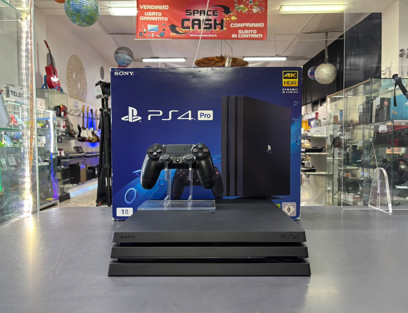 Playstation 4 PRO 1Tb Boxata