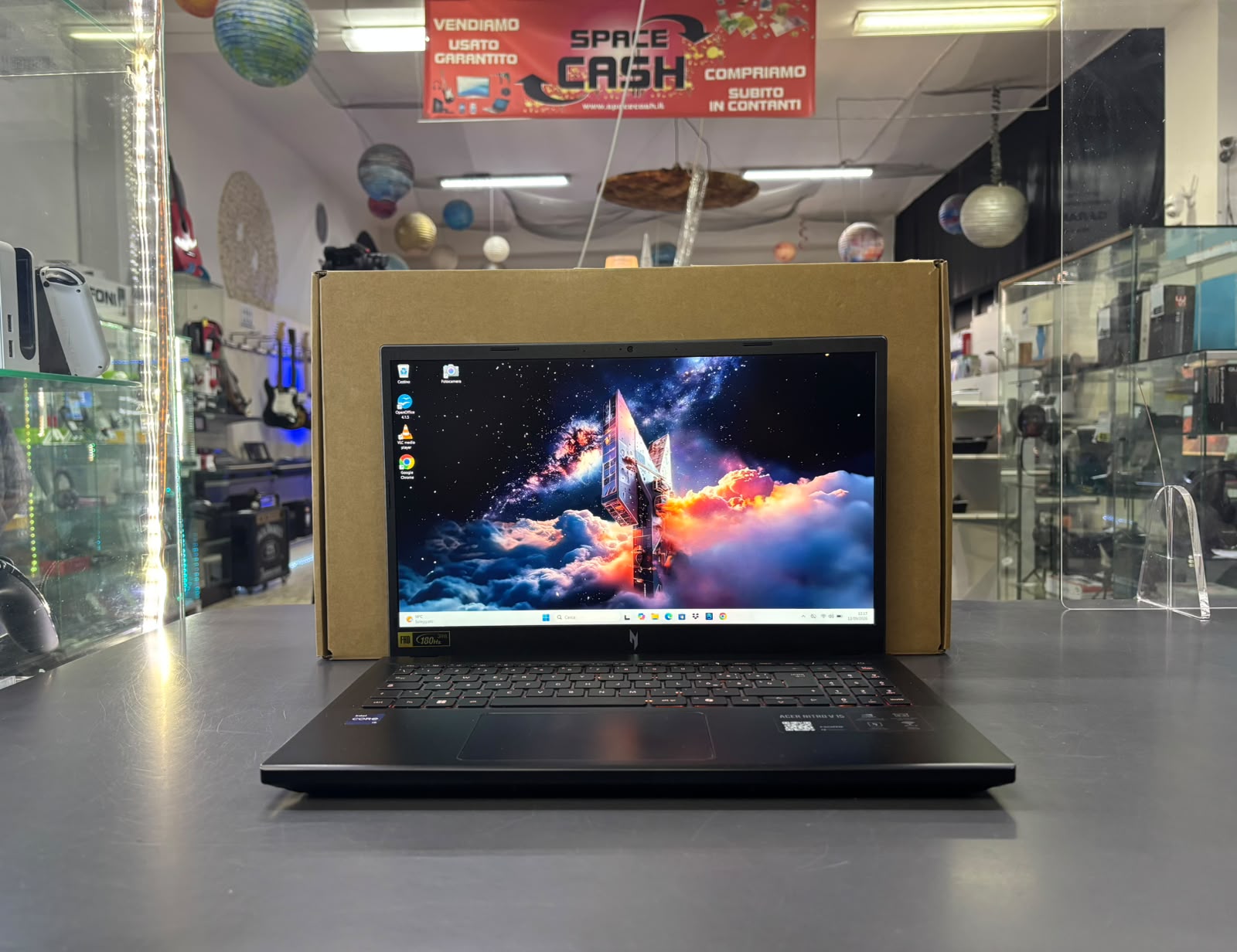 ACER Nitro V15 Core i9 32Gb RTX 5050